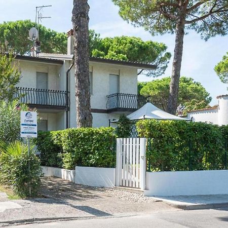 Villa Emilia Lignano Sabbiadoro Exterior photo