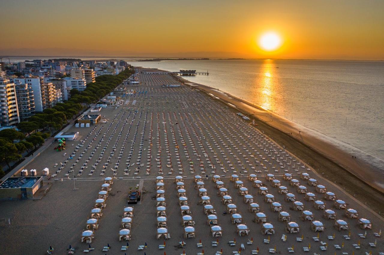 Villa Emilia Lignano Sabbiadoro Exterior photo